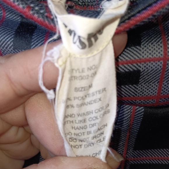 Butt Sculpting Leggings Shosho Size med Color Black / Red Plaid - Picture 6 of 6